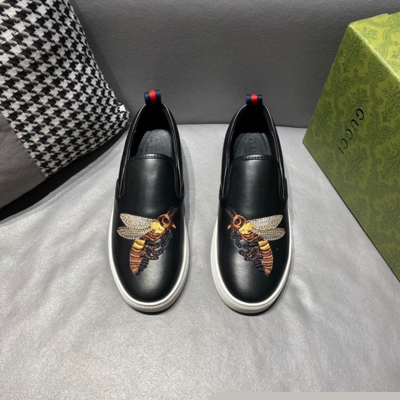 G*u*i casual shoes